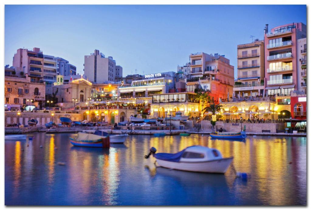 Modern 1Br Maisonette Steps From The Promenade Sliema Exterior foto